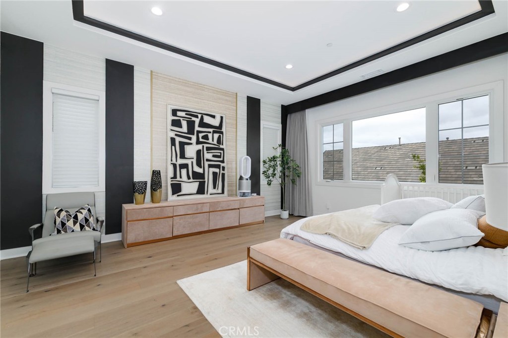 MLS #OC25090901 image #29