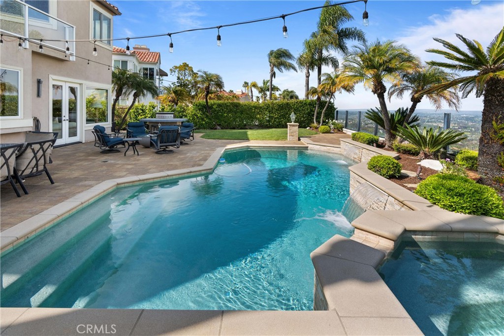 MLS #OC25091596 image #24