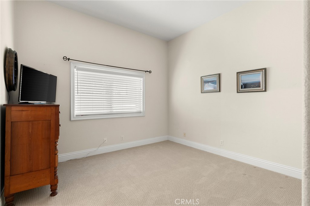 MLS #OC25091596 image #48