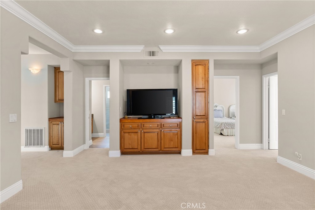 MLS #OC25091596 image #51