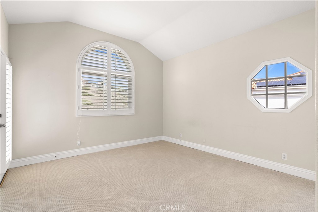 MLS #OC25091596 image #58