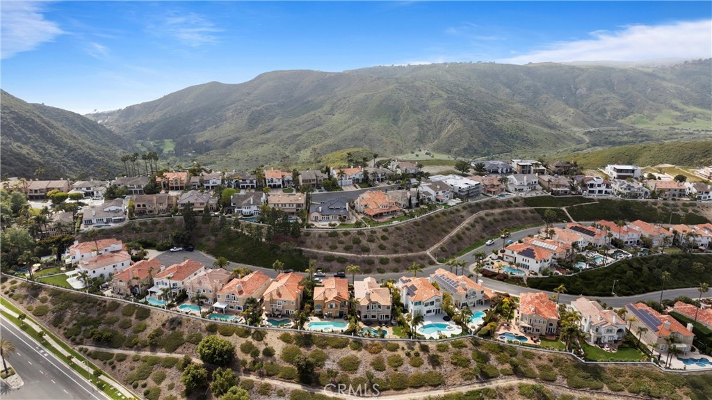 MLS #OC25091596 image #62