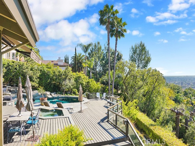 MLS #OC25091905 image #17