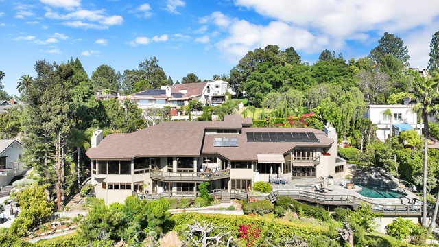 MLS #OC25091905 image #2