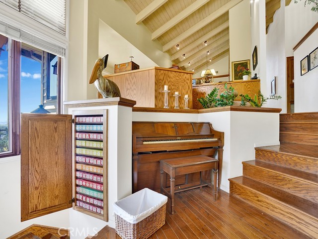 MLS #OC25091905 image #21