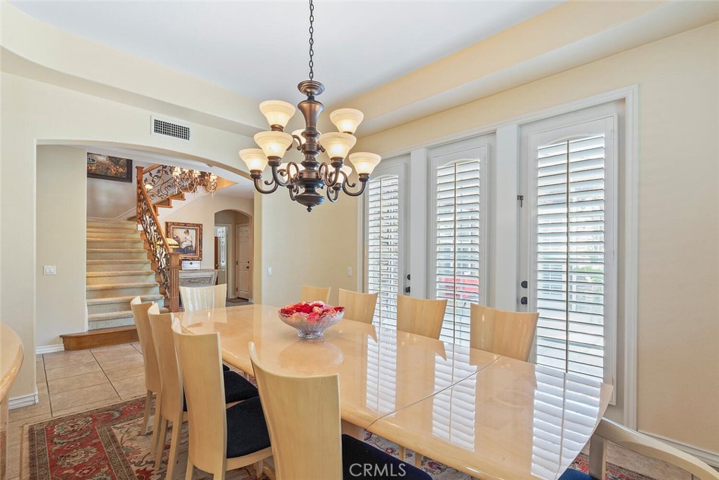 MLS #OC25092278 image #16