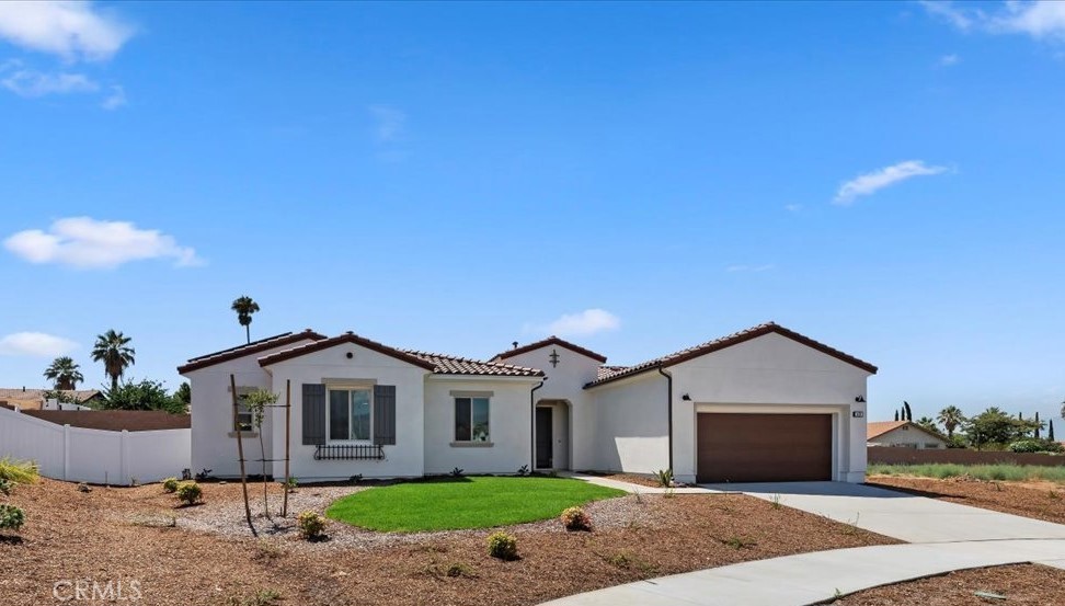 MLS #OC25093156 image #1