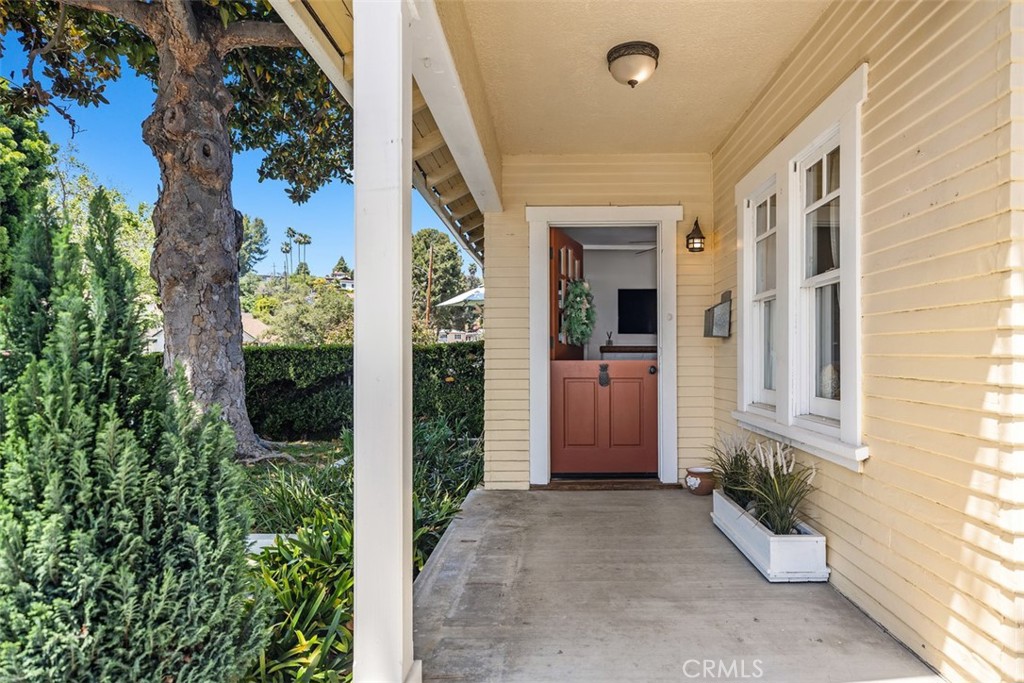 MLS #OC25093177 image #3