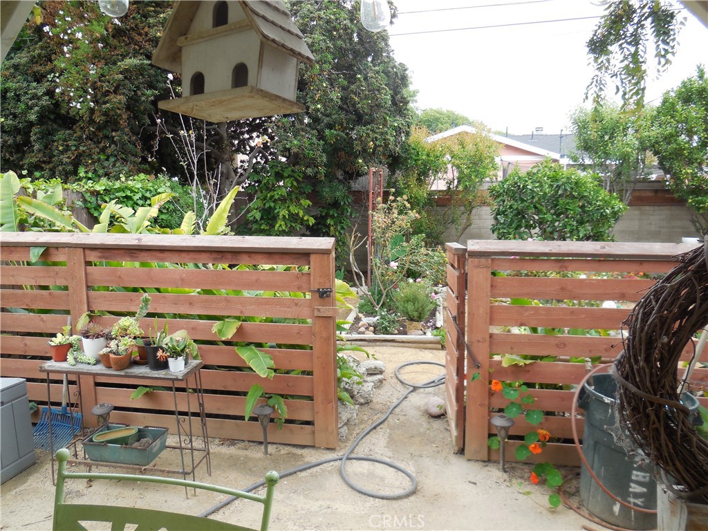 MLS #OC25093177 image #34