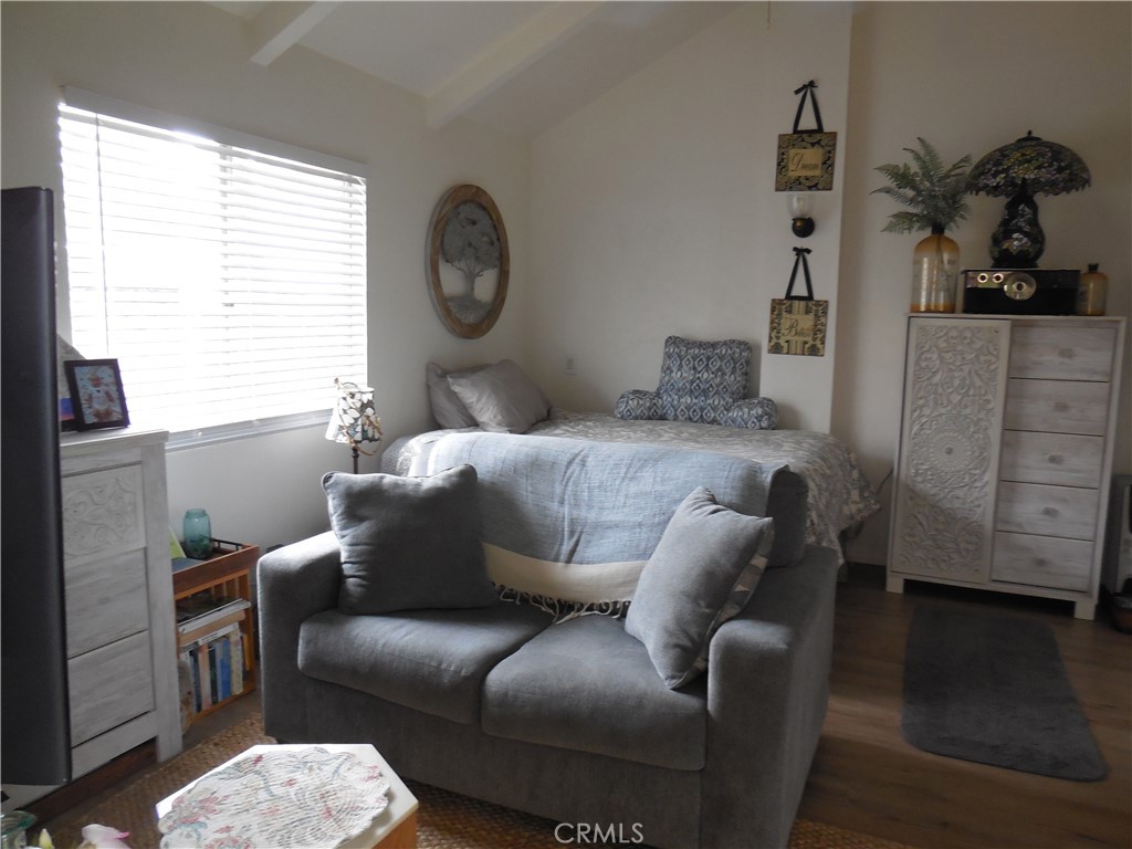 MLS #OC25093177 image #37