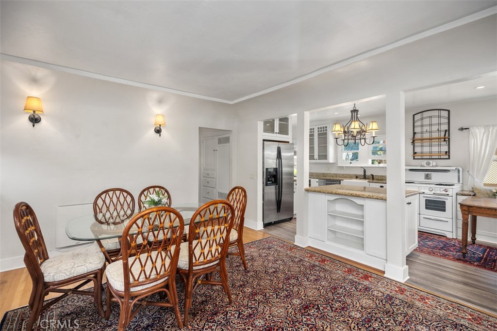 MLS #OC25093177 image #9