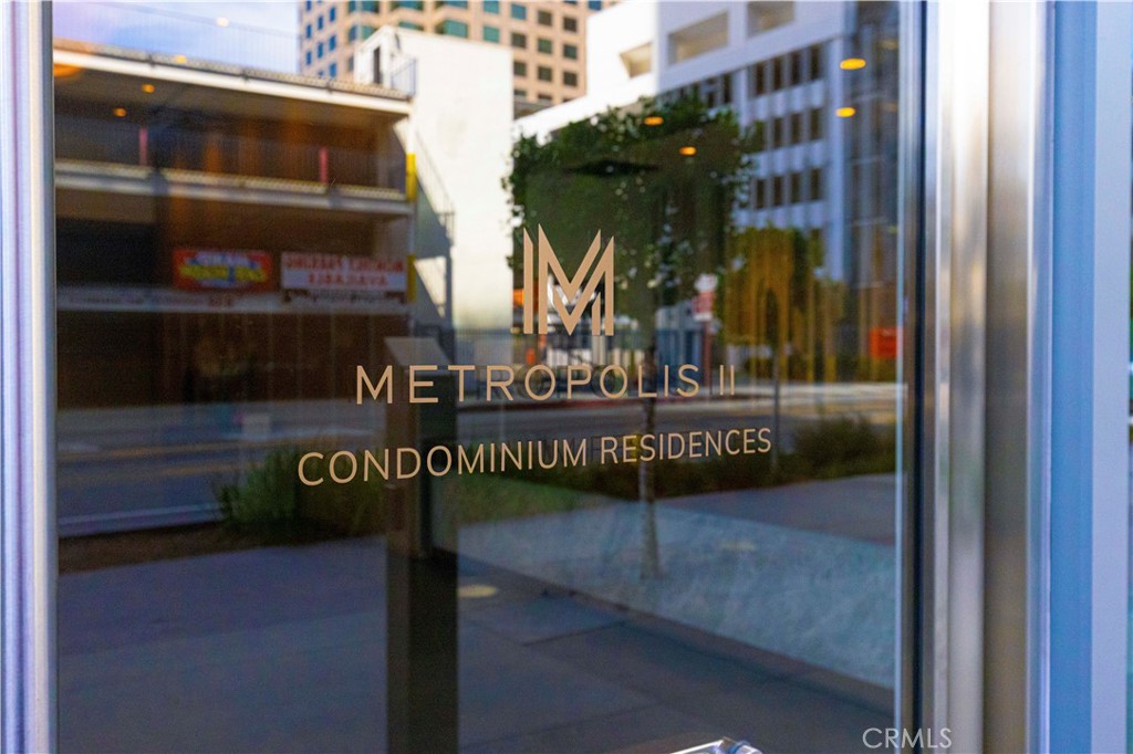 MLS #OC25093663 image #34