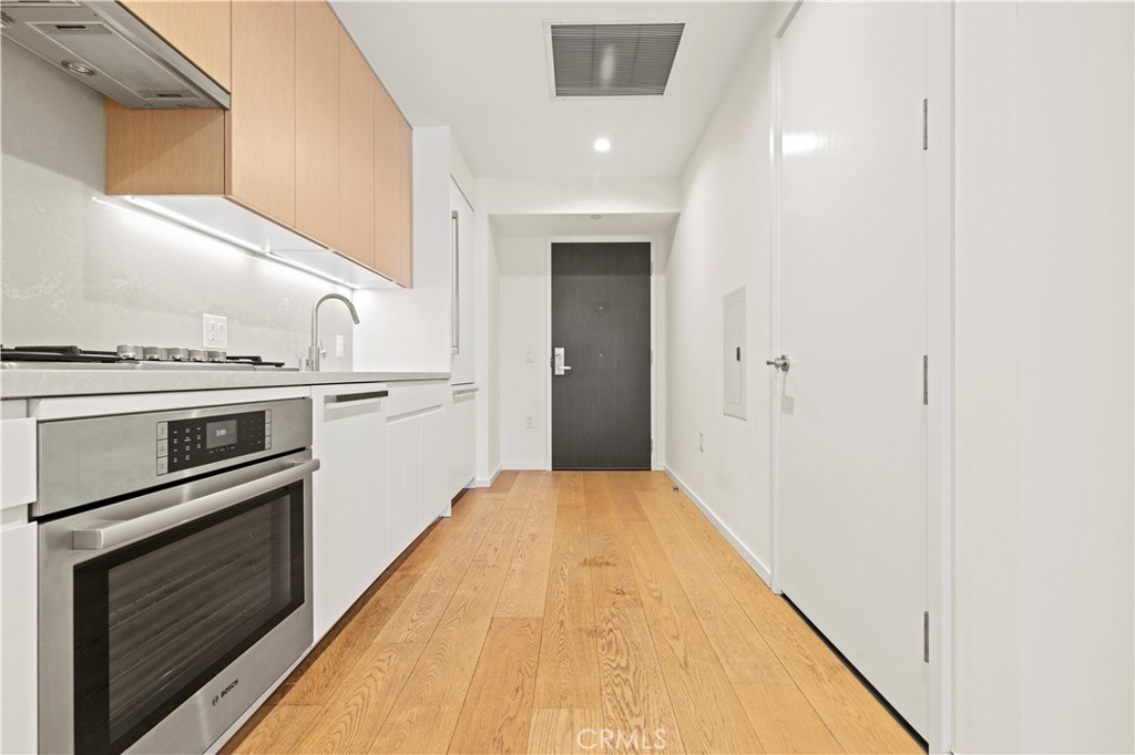 MLS #OC25093663 image #5