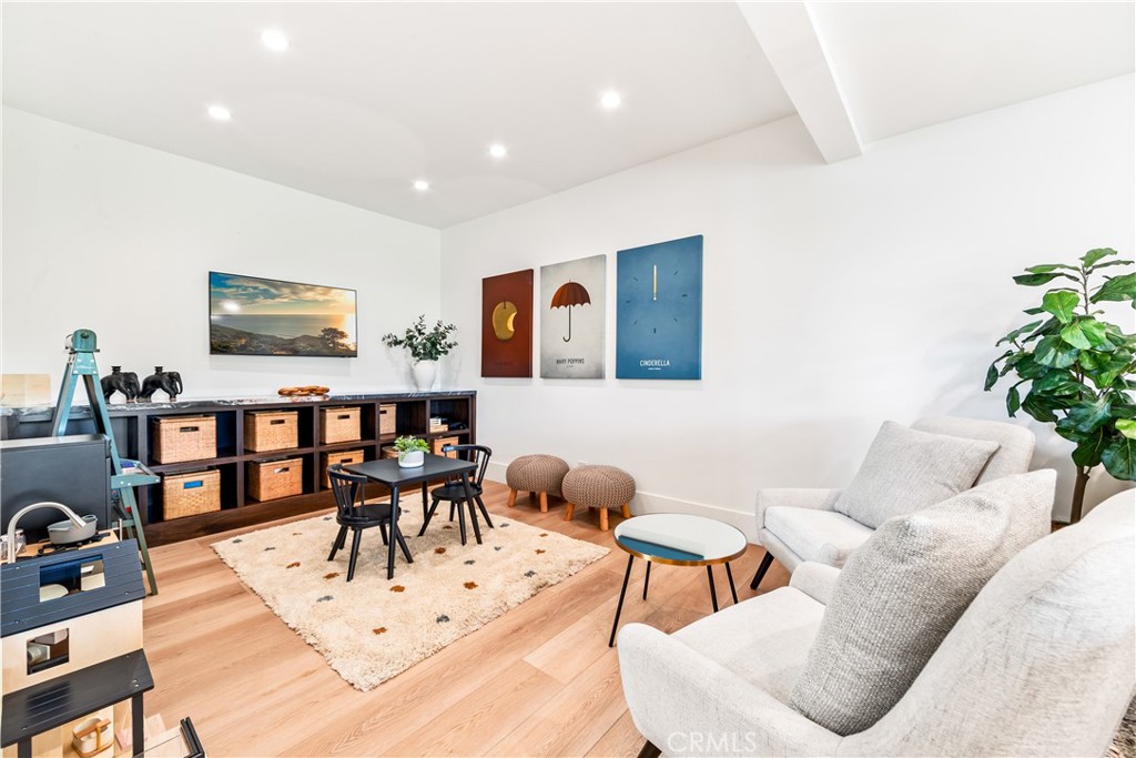 MLS #OC25093854 image #10