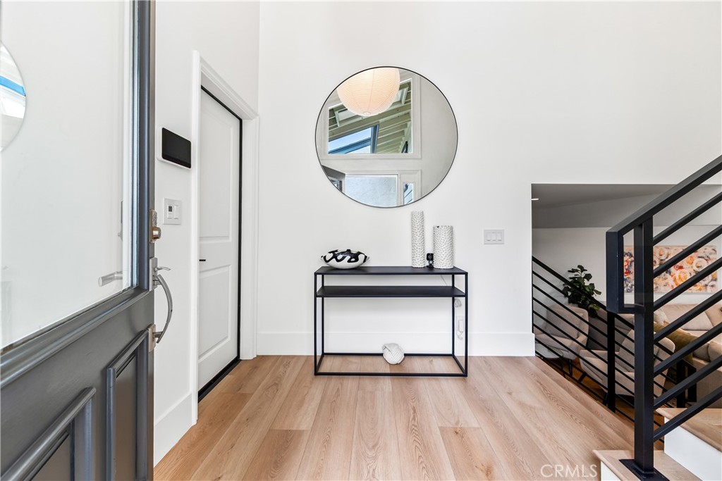 MLS #OC25093854 image #15