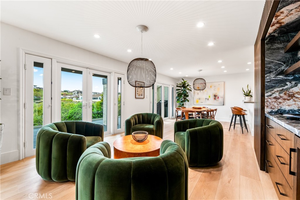 MLS #OC25093854 image #18