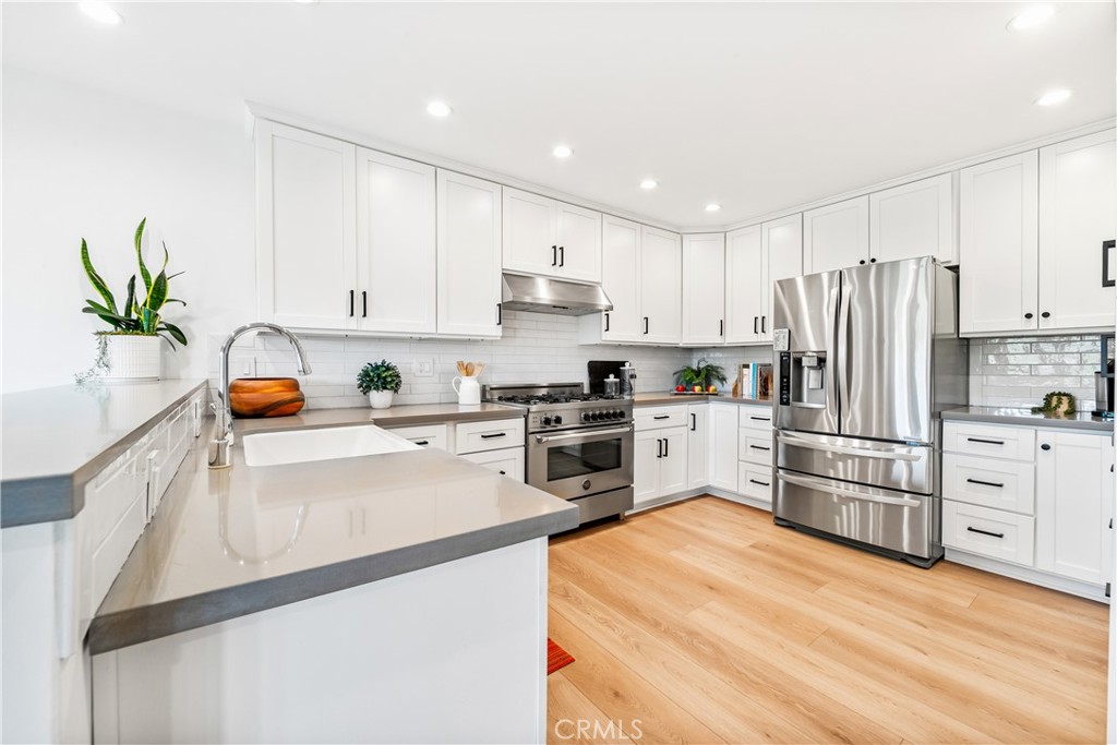 MLS #OC25093854 image #22