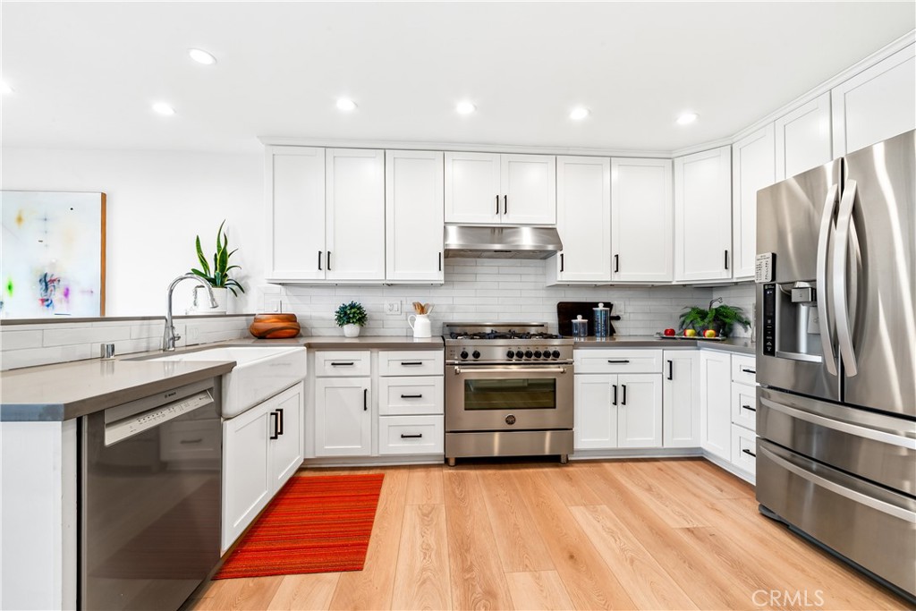 MLS #OC25093854 image #23