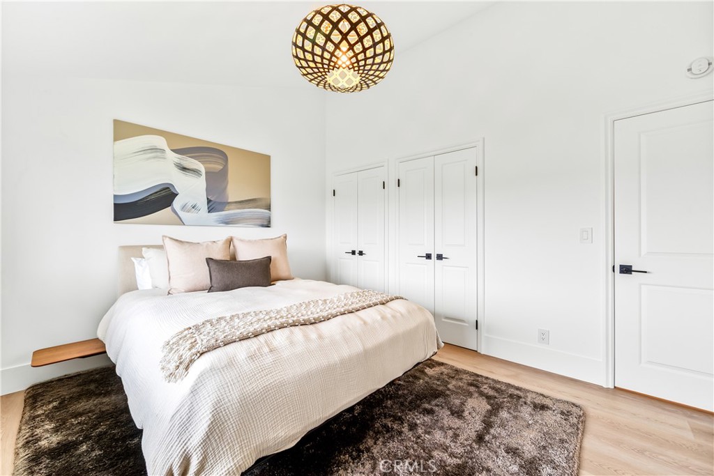 MLS #OC25093854 image #30