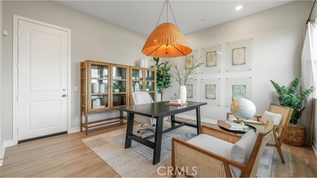 MLS #OC25094084 image #14