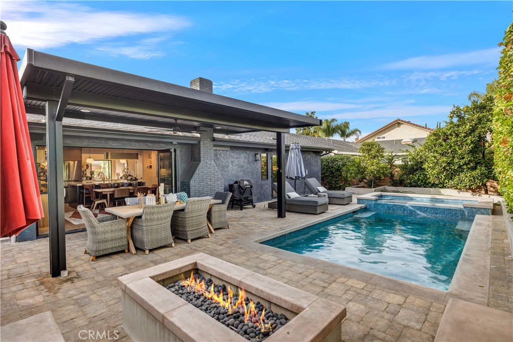 MLS #OC25094416 image #36