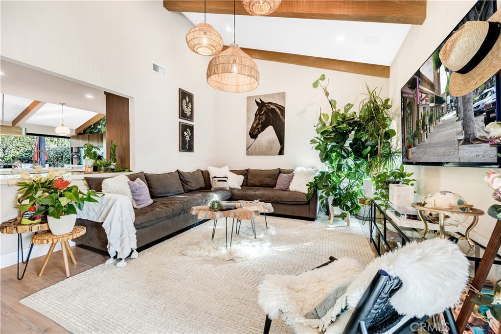 MLS #OC25094416 image #5