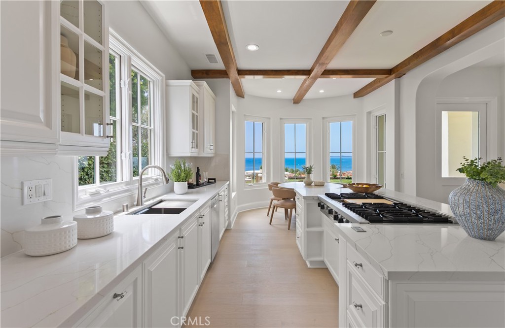 MLS #OC25094452 image #13