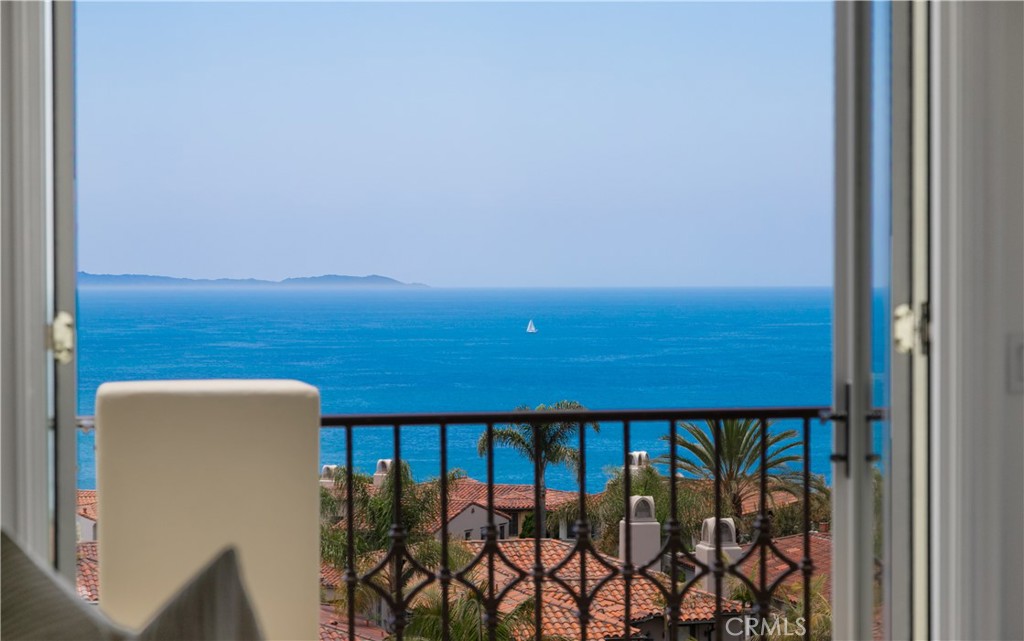 MLS #OC25094452 image #30