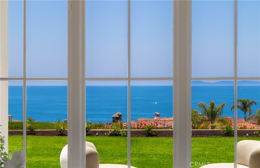 MLS #OC25094452 image #4