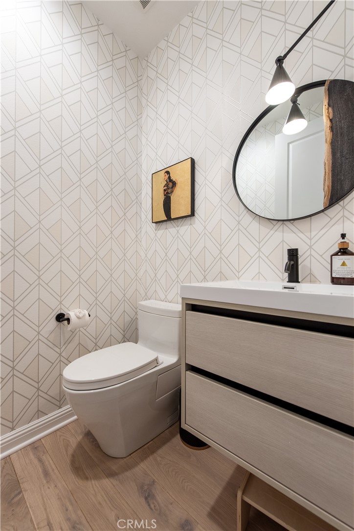 MLS #OC25094517 image #11