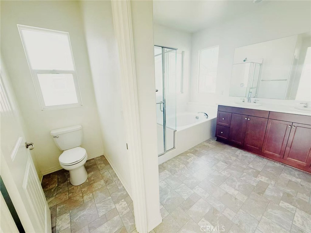 MLS #OC25094836 image #27