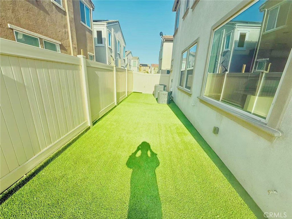 MLS #OC25094836 image #32