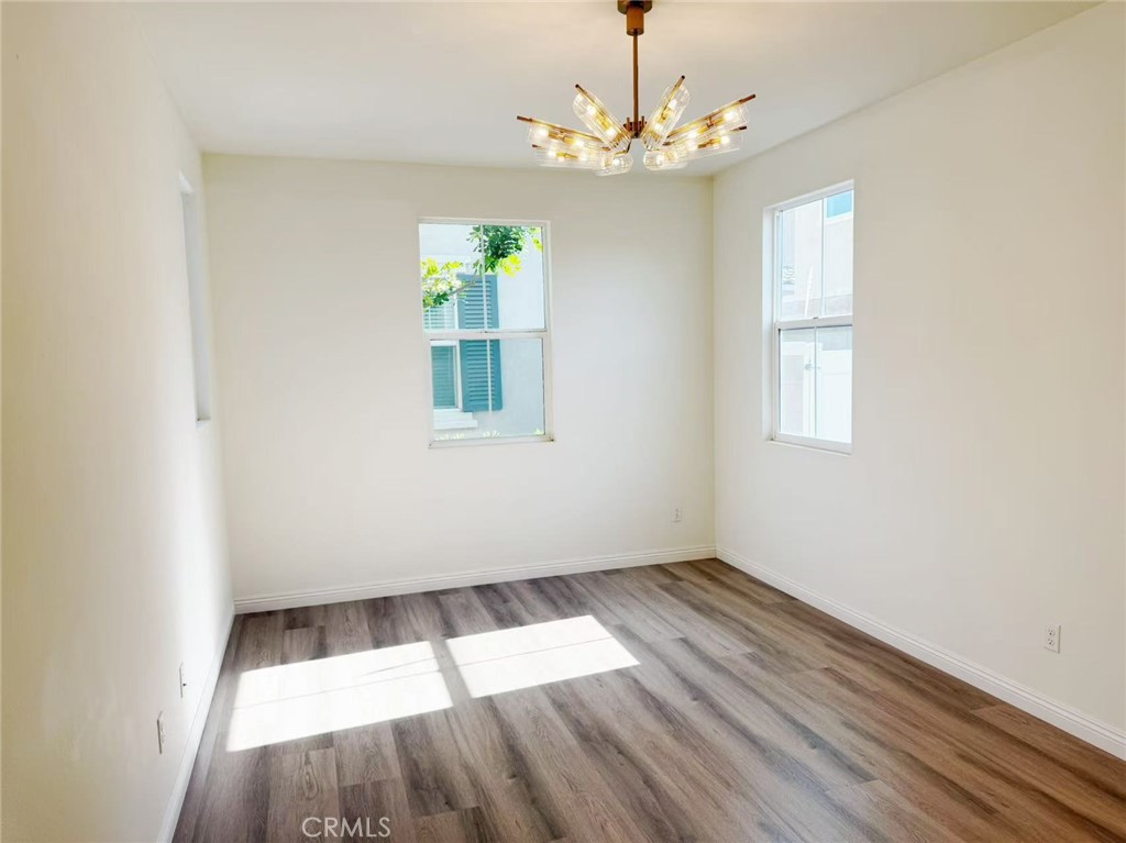 MLS #OC25094836 image #4