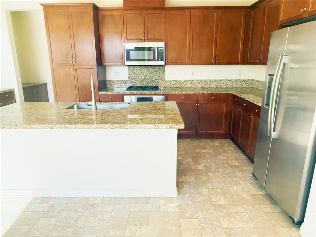 MLS #OC25094836 image #7