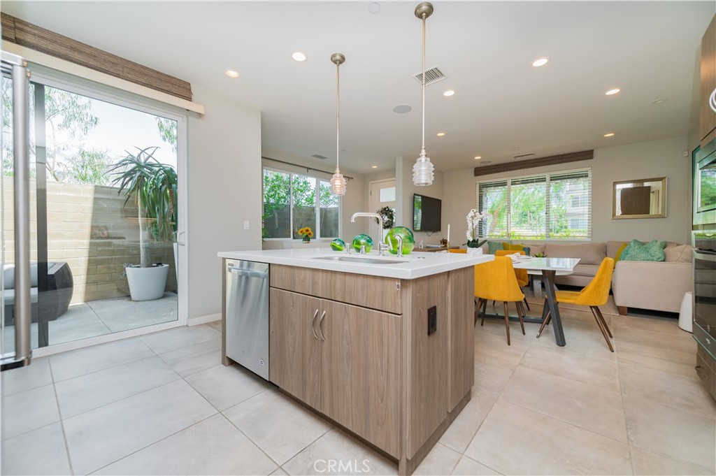 MLS #OC25094954 image #10