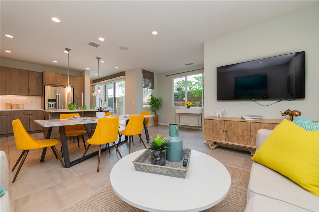 MLS #OC25094954 image #5