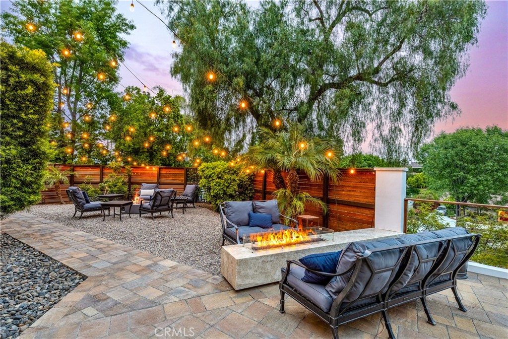 MLS #OC25095395 image #0