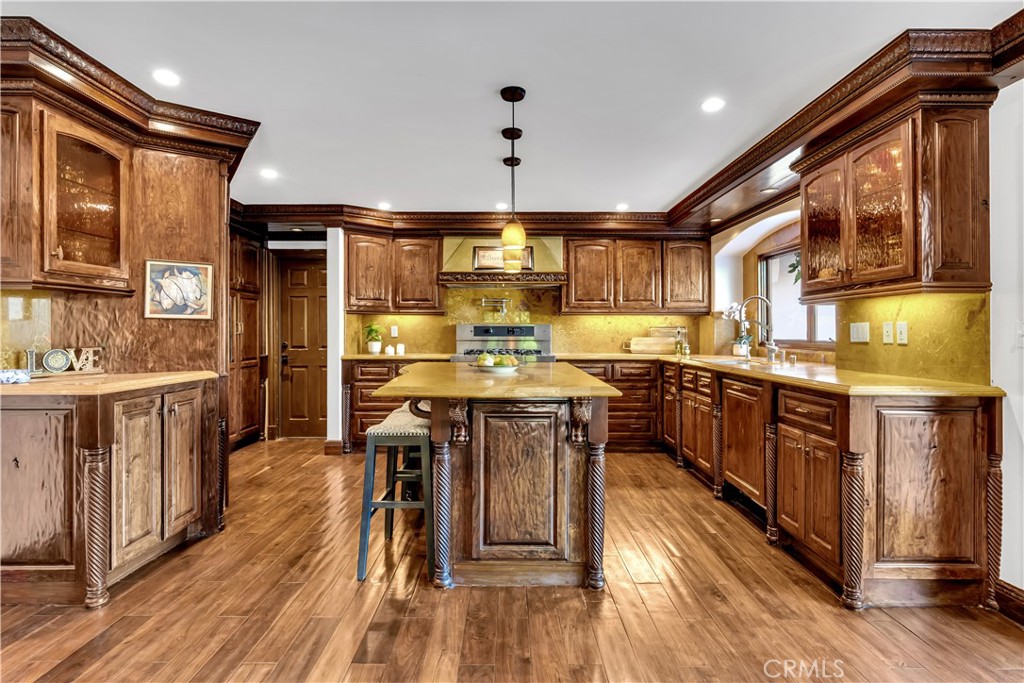 MLS #OC25095395 image #13