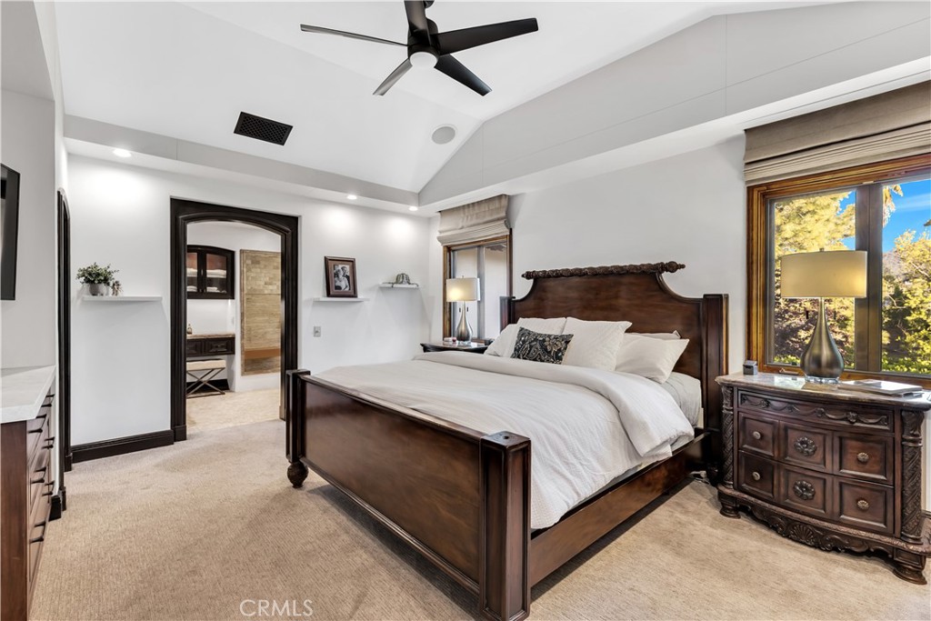 MLS #OC25095395 image #22