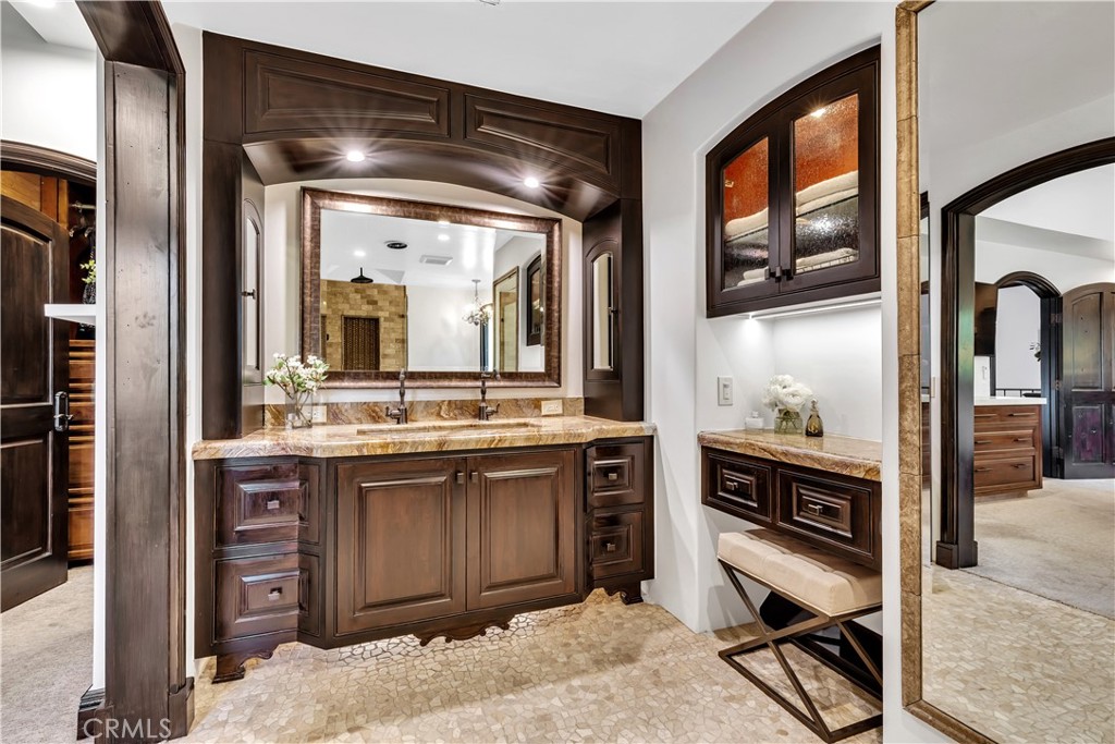 MLS #OC25095395 image #24