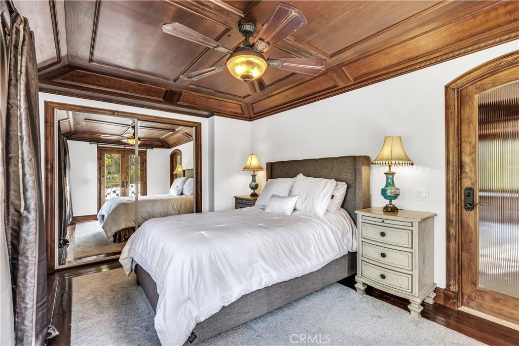 MLS #OC25095395 image #30