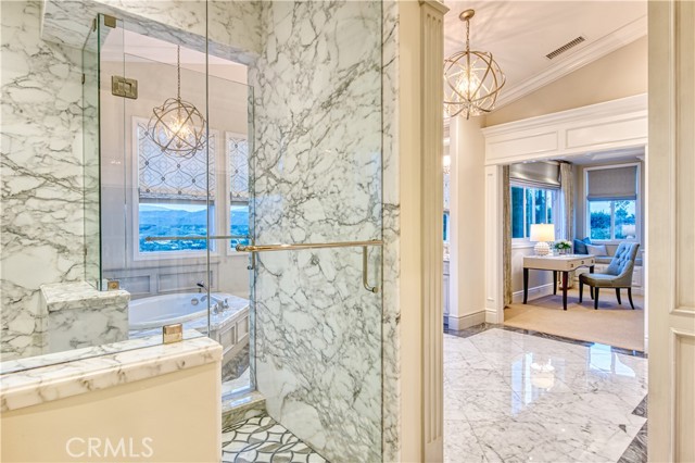 MLS #OC25096553 image #24