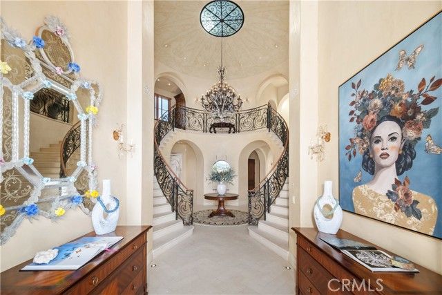 MLS #OC25096617 image #9