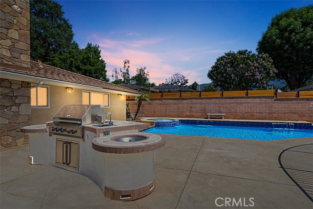 MLS #OC25096832 image #1