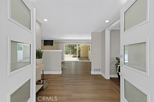 MLS #OC25096832 image #11