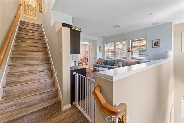 MLS #OC25096906 image #16