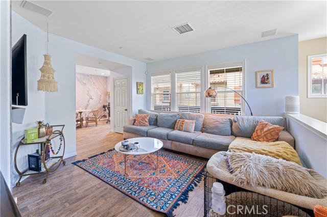 MLS #OC25096906 image #5