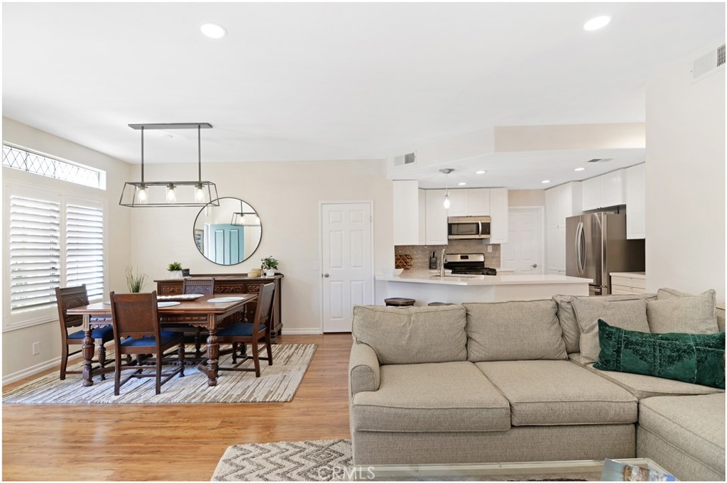 MLS #OC25097679 image #12