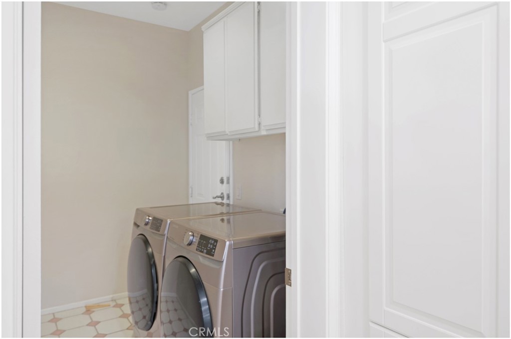 MLS #OC25097679 image #25