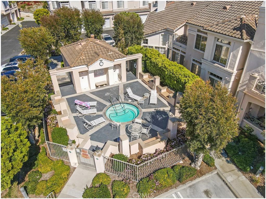 MLS #OC25097679 image #38